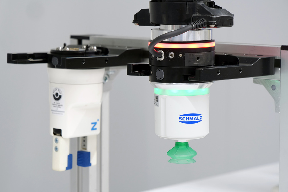 Automated quick-change function